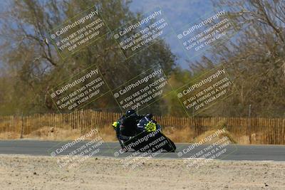 media/Apr-17-2022-CVMA (Sun) [[f474cfa795]]/Race 14 500 Supersport-350 Supersport (Holeshot)/